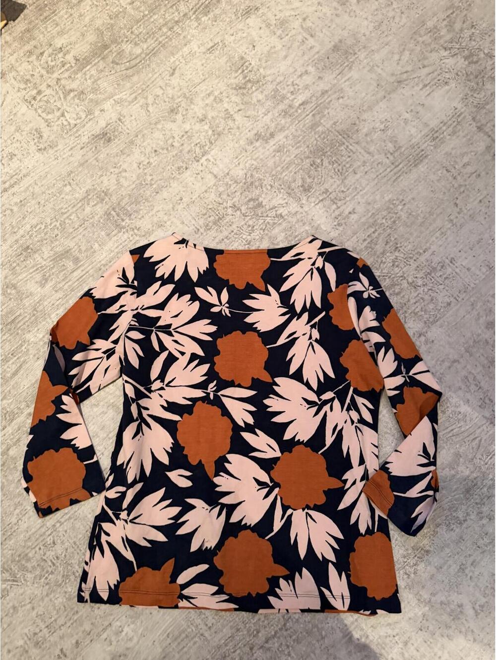NWOT Marimekko Women's Floral Print Long Sleeve Top sz M